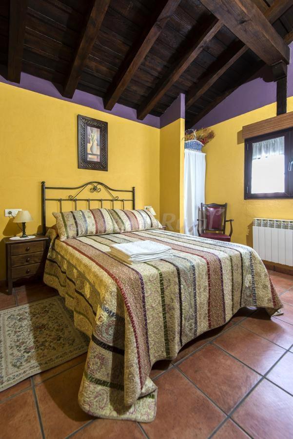Casa Rural Laura Miranda del Castanar Exterior photo